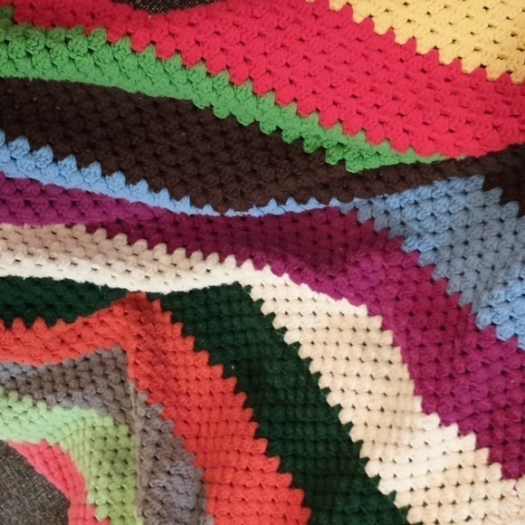 Vintage Block Crochet Blanket - Picture 3 of 4
